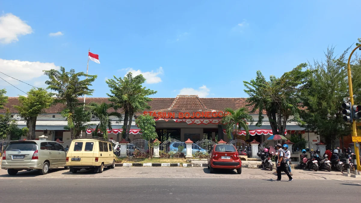 Stasiun Bojonegoro.