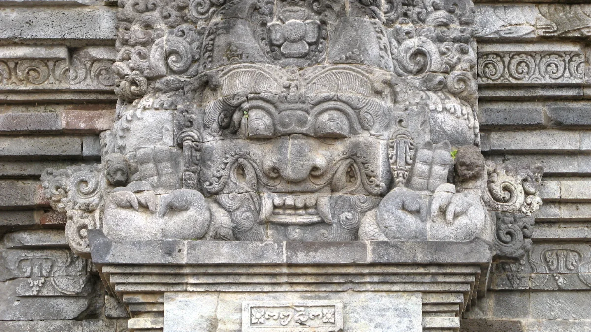 Relief kala di Candi Panataran.