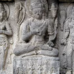 Relief dewata dan apsara di Candi Prambanan