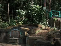 Makam Tionghoa di Gunung Tidar, Magelang