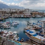 Perahu-perahu bersandar di pelabuhan tua Kyrenia