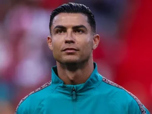 Cristiano Ronaldo, pencetak gol terbanyak sepanjang masa di level tim nasional putra.