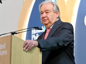 Sekretaris Jenderal PBB Antonio Guterres menyampaikan pidato khusus mengenai krisis iklim dan energi di London