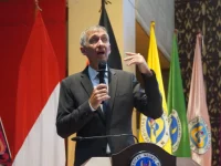 Duta Besar Jerman untuk Indonesia Ralph Beste memberi kuliah umum di Universitas Negeri Padang
