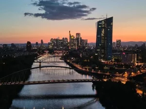 Gedung Bank Sentral Eropa di Frankfurt Jerman