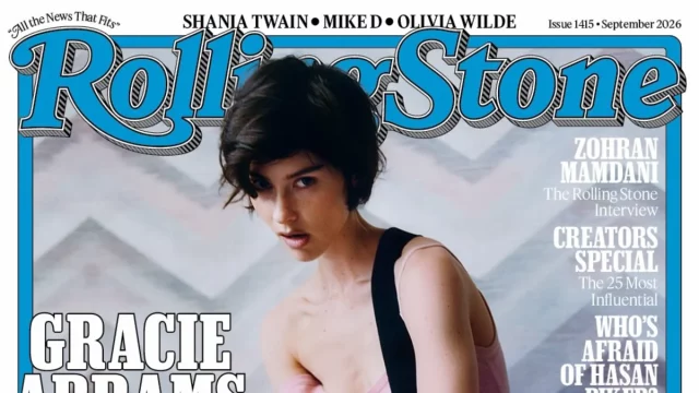 Gracie Abrams berpose di sampul majalah Rolling Stone edisi September 2026