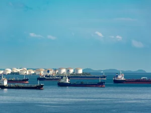 Ilustrasi kapal tanker minyak
