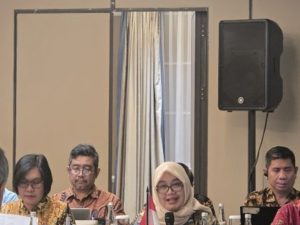 Delegasi Indonesia dan Uni Eropa dalam pertemuan Joint Implementation Committee ke-11 FLEGT-VPA.