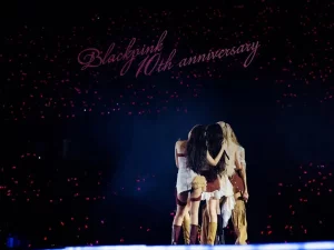 Panggung peringatan satu dekade BLACKPINK