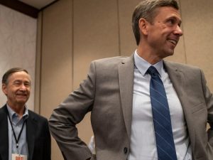 Suasana terkait Komite Nasional Demokrat Amerika Serikat yang menetapkan kalender primer 2028 dalam pertemuan di Austin,