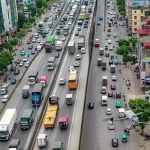 Kepadatan lalu lintas di sebuah ruas jalan di Hanoi