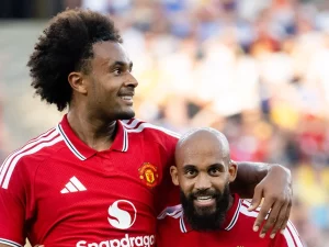 Pemain Manchester United merayakan kemenangan adu penalti atas Leeds United dalam laga pramusim di Croke Park, Dublin.