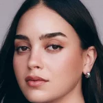 Potret aktris Melissa Barrera