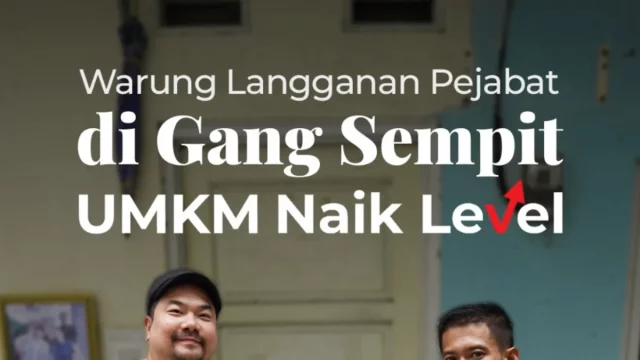 Nex Carlos mencicipi lontong kupang sekaligus mempromosikan program UMKM Naik Level Bareng Polytron