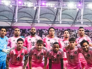 Starting XI Inter Miami berpose sebelum laga Leagues Cup tanpa Lionel Messi