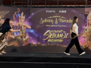 Raisa mengenakan kostum Srikandi di pagelaran Sabang Merauke: Hikayat Srikandi Nusantara