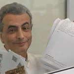 Wakil Ketua Partai Yabloko Lev Shlosberg di ruang sidang pengadilan di Pskov, Rusia, Senin, 17 Agustus 2026.