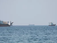 Kapal di perairan kawasan Selat Hormuz