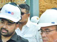 Pejabat meninjau lokasi pembangunan sistem penyediaan air minum Taban III di Kota Padang