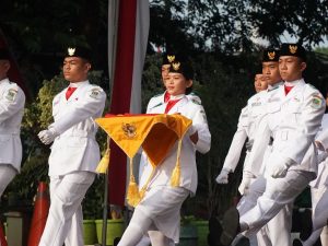 Ilustrasi barisan personel militer