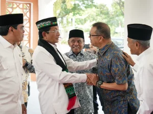 Rektor USK Prof. Mirza Tabrani bersama Menteri Agama Nasaruddin Umar