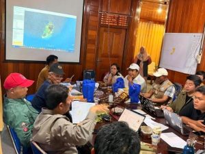 Tim Universitas Sumatera Utara memaparkan kajian penetapan kawasan konservasi perairan Pulau Pandang, Kabupaten Batu Bar