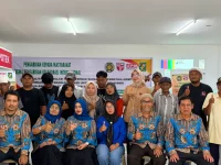 Tim USU dan UPM mendampingi peternak di Desa Bandar Malela, Simalungun