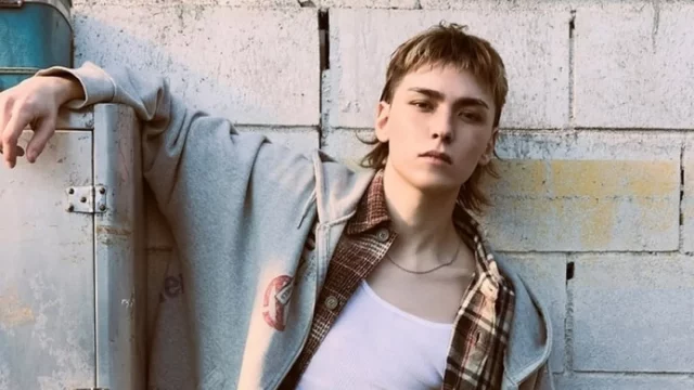 Vernon SEVENTEEN dalam promosi single I