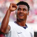 Penyerang Aston Villa Ollie Watkins saat membela timnas Inggris.