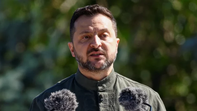 Zelensky Tolak Pemilu Perang, Sebut Bisa Belah Ukraina