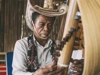 Alat musik sasando asal Rote, ikon Nusa Tenggara Timur