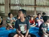 Anak-anak Sedulur Sikep belajar tembang Macapat di pendopo tradisional Pati