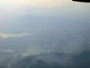 Kabut asap menyelimuti pegunungan Thailand utara dilihat dari udara