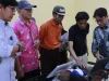 Tim pengabdian ITS mendemonstrasikan sistem CerdasERP Koperasi kepada pengurus koperasi kelurahan di Surabaya