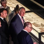 Raja Charles III, Emmanuel Macron, dan Andy Burnham di British Museum, London