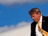 Foto arsip Donald Trump turun dari Air Force One di Bandara Morristown, New Jersey