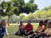Ketua tim Ekspedisi Patriot ITS berbincang dengan sejumlah siswa di sekolah binaan Manokwari Selatan