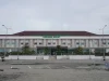 Fasad RSUD Datu Sanggul, Kabupaten Tapin, Kalimantan Selatan, dengan halaman parkir kosong
