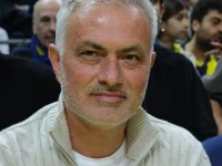 Foto arsip pelatih Real Madrid Jose Mourinho saat menghadiri sebuah acara olahraga