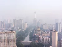 Kabut asap menyelimuti langit kota Chengdu, Tiongkok