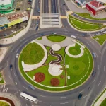 Pemandangan udara bundaran padat kendaraan di San Jose, Kosta Rika
