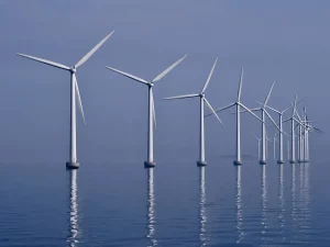 Deretan turbin ladang angin lepas pantai Middelgrunden di Selat Oresund, Denmark
