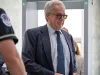 Leon Black tiba untuk wawancara tertutup dengan komite pengawasan DPR di Gedung Capitol