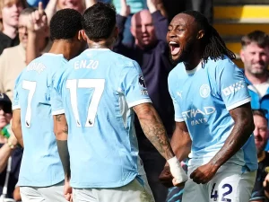 Pemain Manchester City merayakan gol ke gawang Sunderland di Etihad Stadium