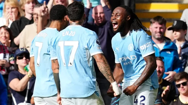 Pemain Manchester City merayakan gol ke gawang Sunderland di Etihad Stadium