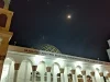 Masjid Agung Baitul Makmur Curup di Rejang Lebong pada malam hari