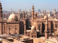 Panorama Kota Kairo dengan masjid bersejarah