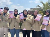 Produk pasir kucing organik buatan mahasiswa UGM
