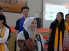 Kegiatan pengabdian masyarakat FKG UNAIR bersama peserta dari lima negara di Surabaya