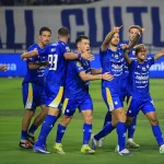 Laga pembuka BRI Super League 2026/27 antara Persib Bandung dan PSM Makassar di Stadion Gelora Bandung Lautan Api.